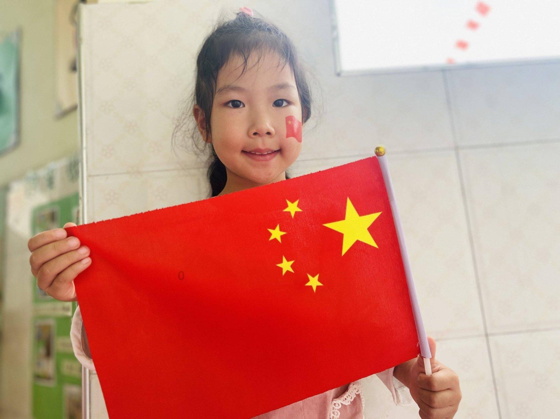 晚上该怎么和女孩子聊天游戏画面